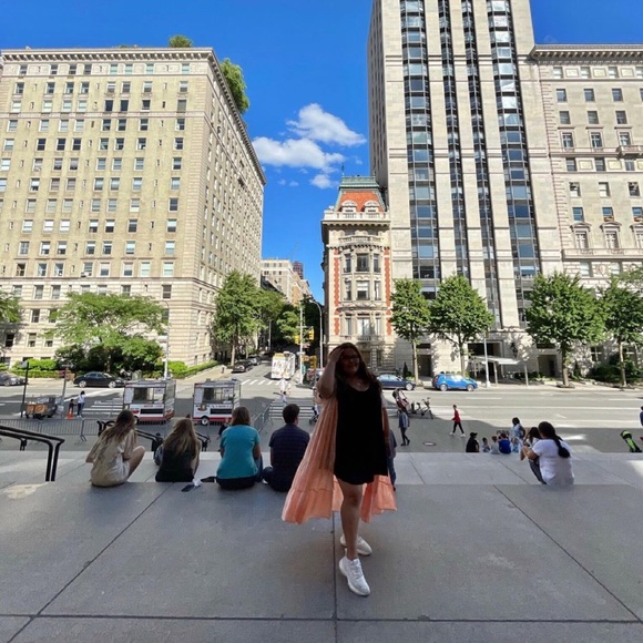 Meet your Posher, Susy - Picture 2 of 2